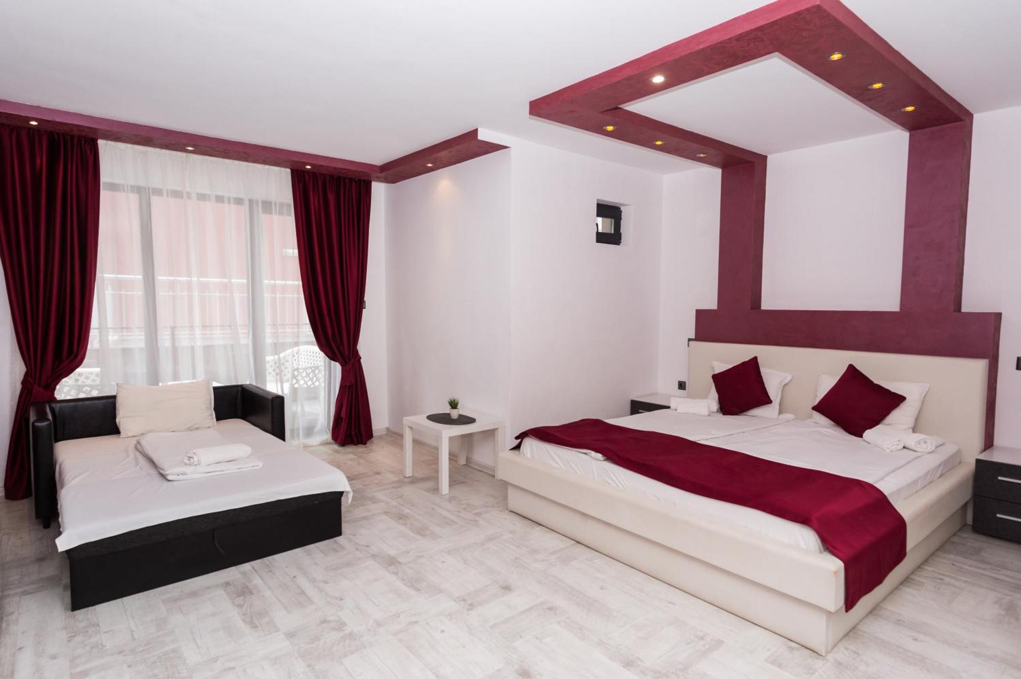 Polina Beach Sozopol Rom bilde