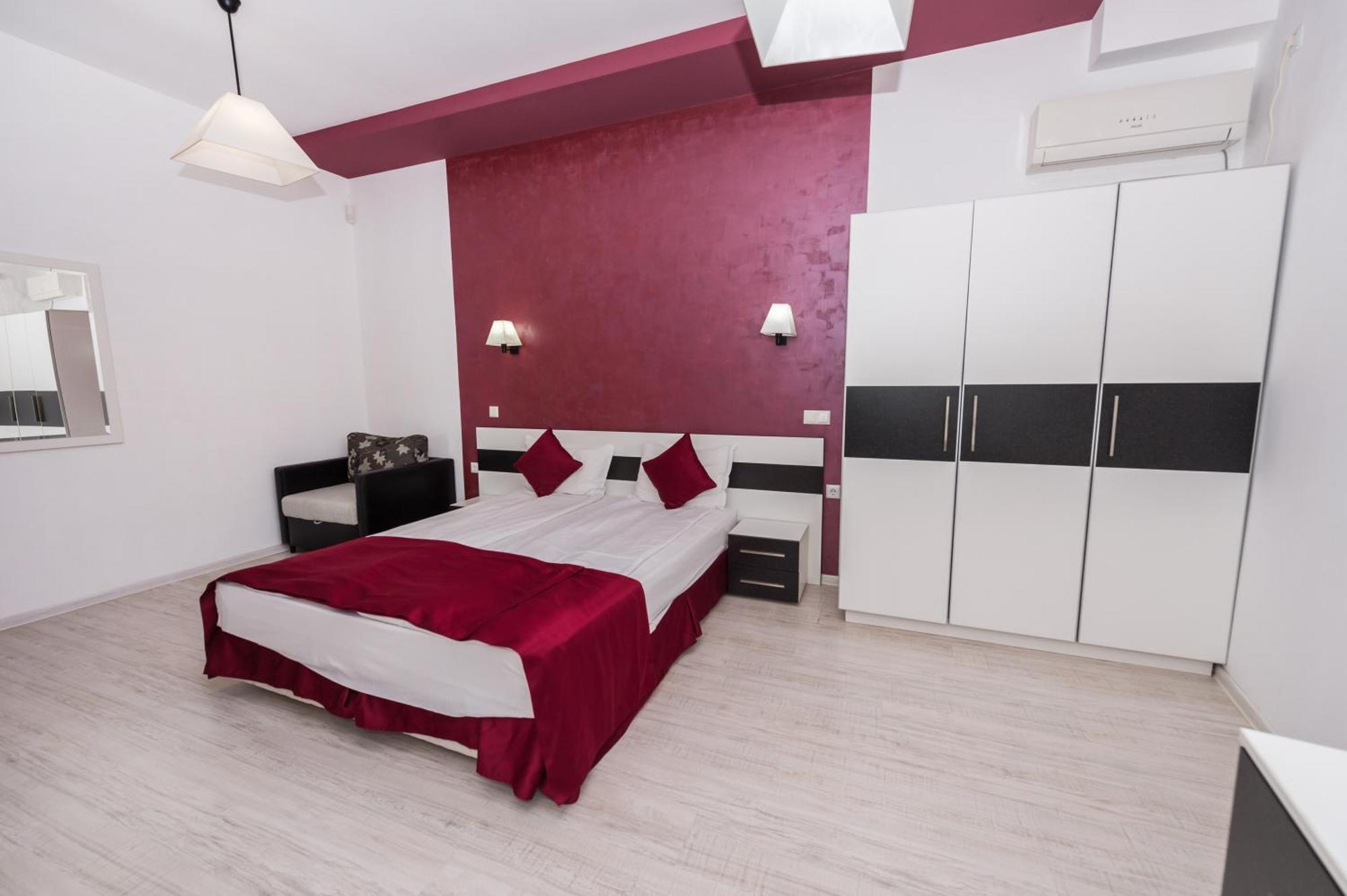 Polina Beach Sozopol Rom bilde